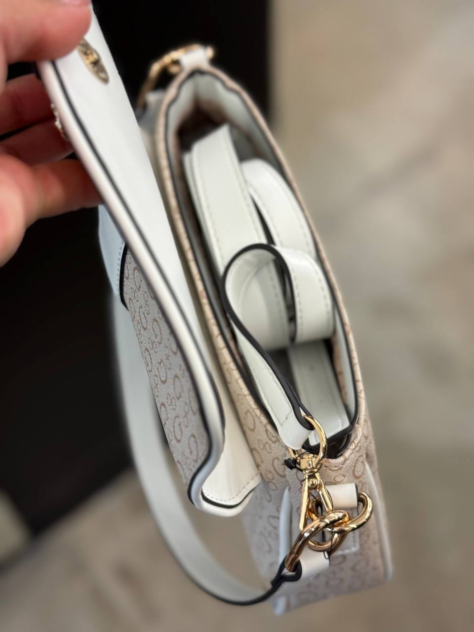 GUESS