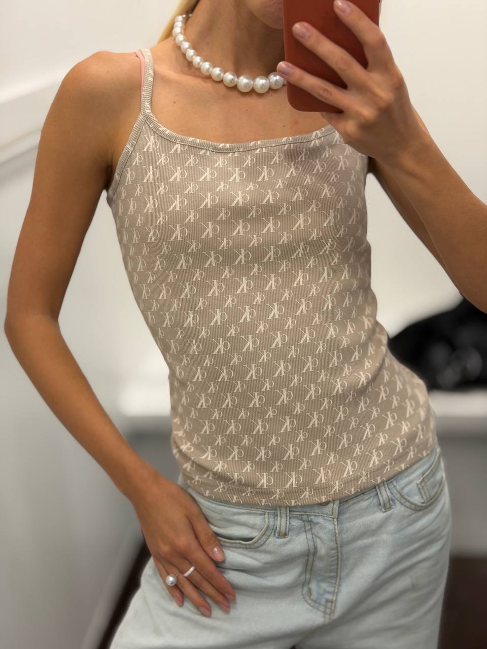 CALVIN KLEIN 🏷️ 33$