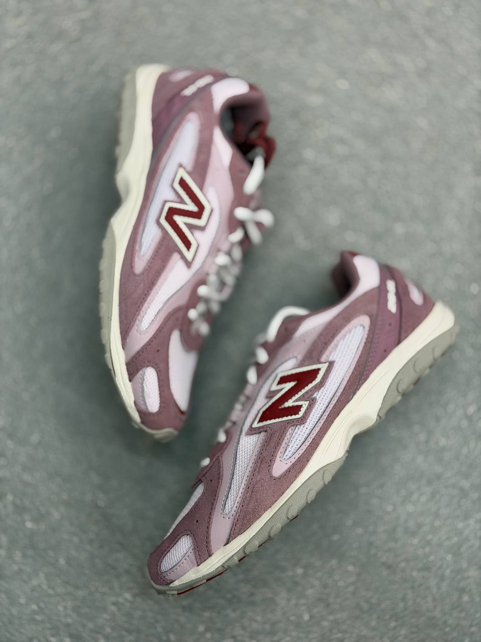 New Balance 🏷️ 92$