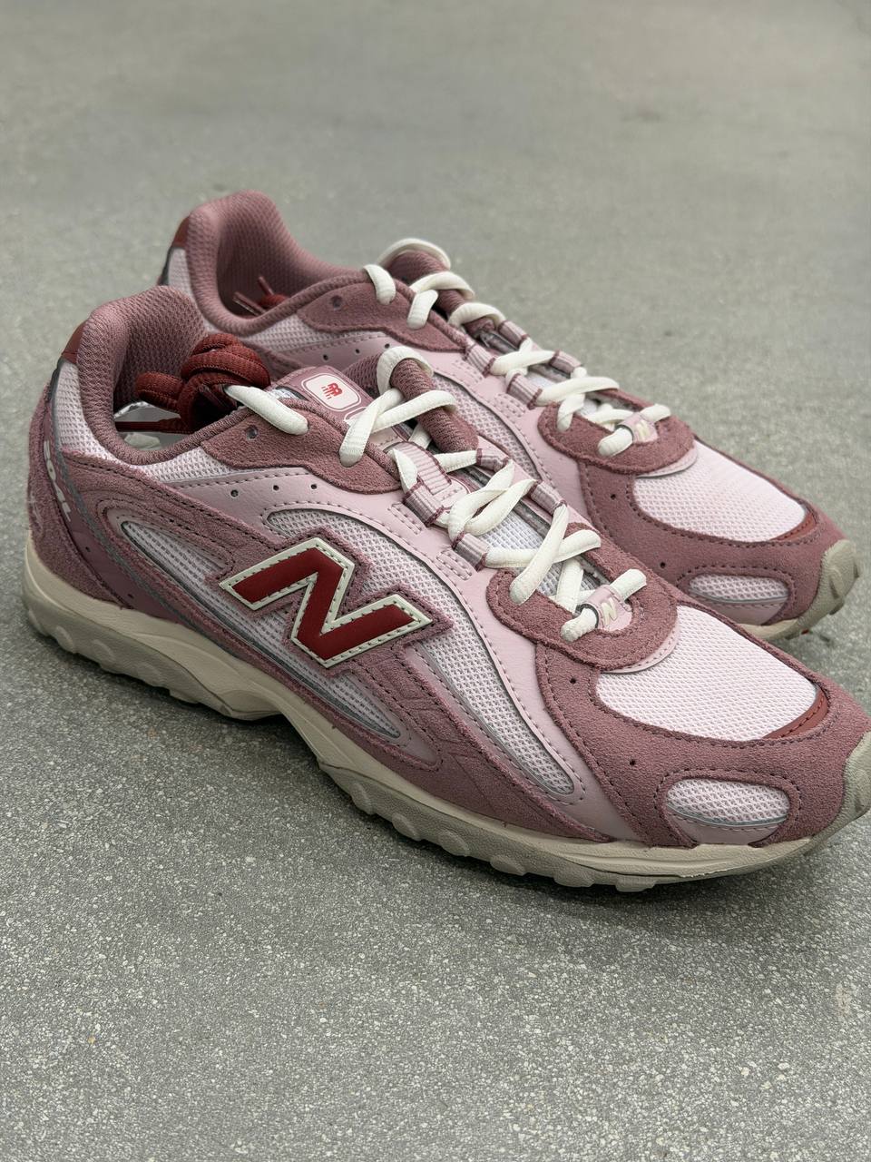 New Balance 🏷️ 92$