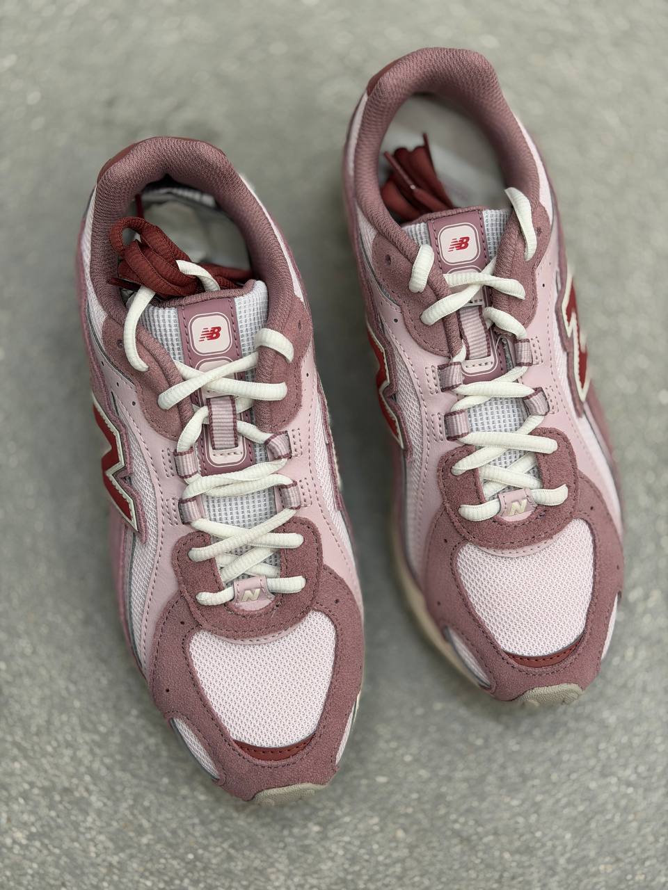 New Balance 🏷️ 92$