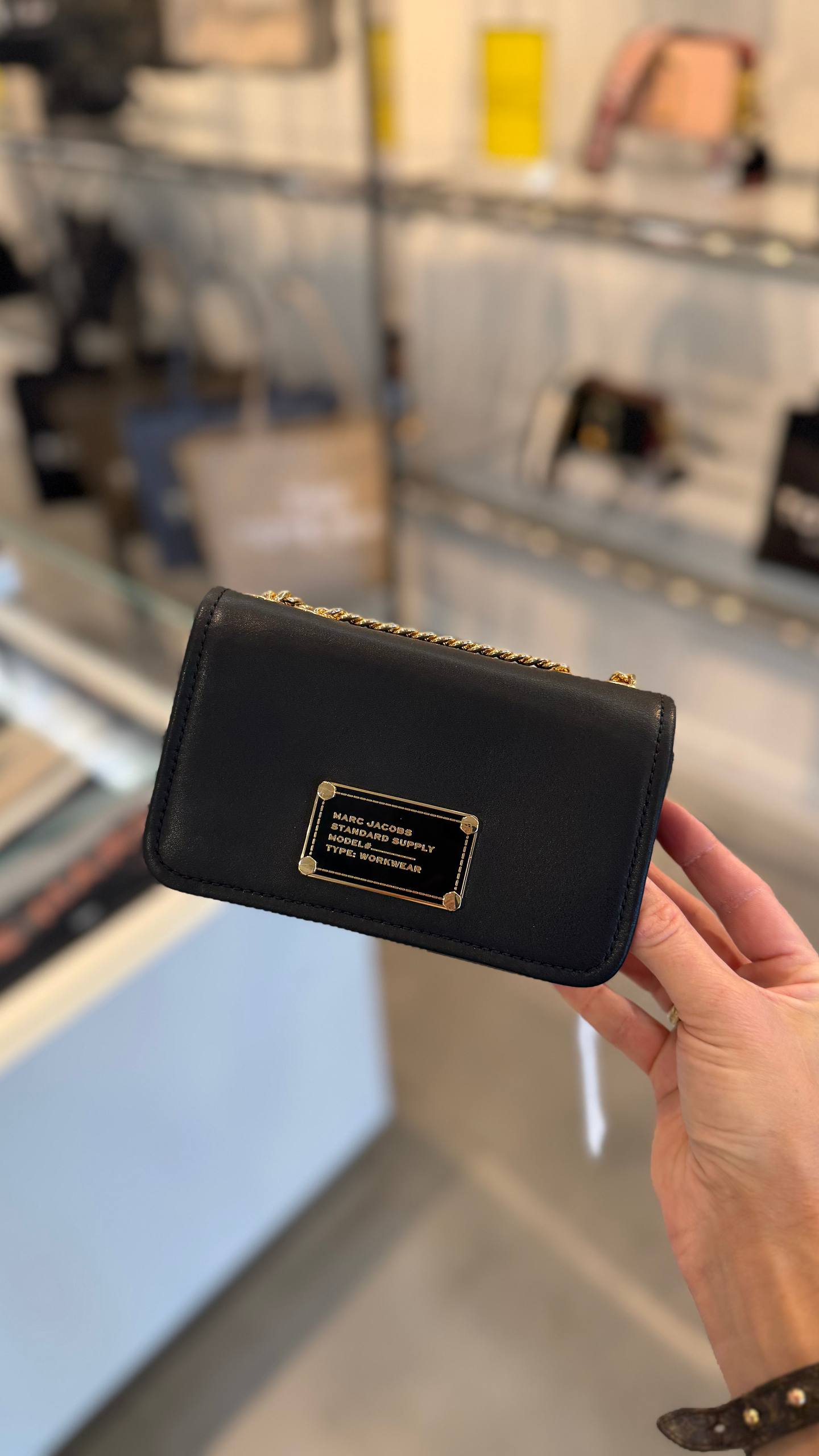 MARC JACOBS