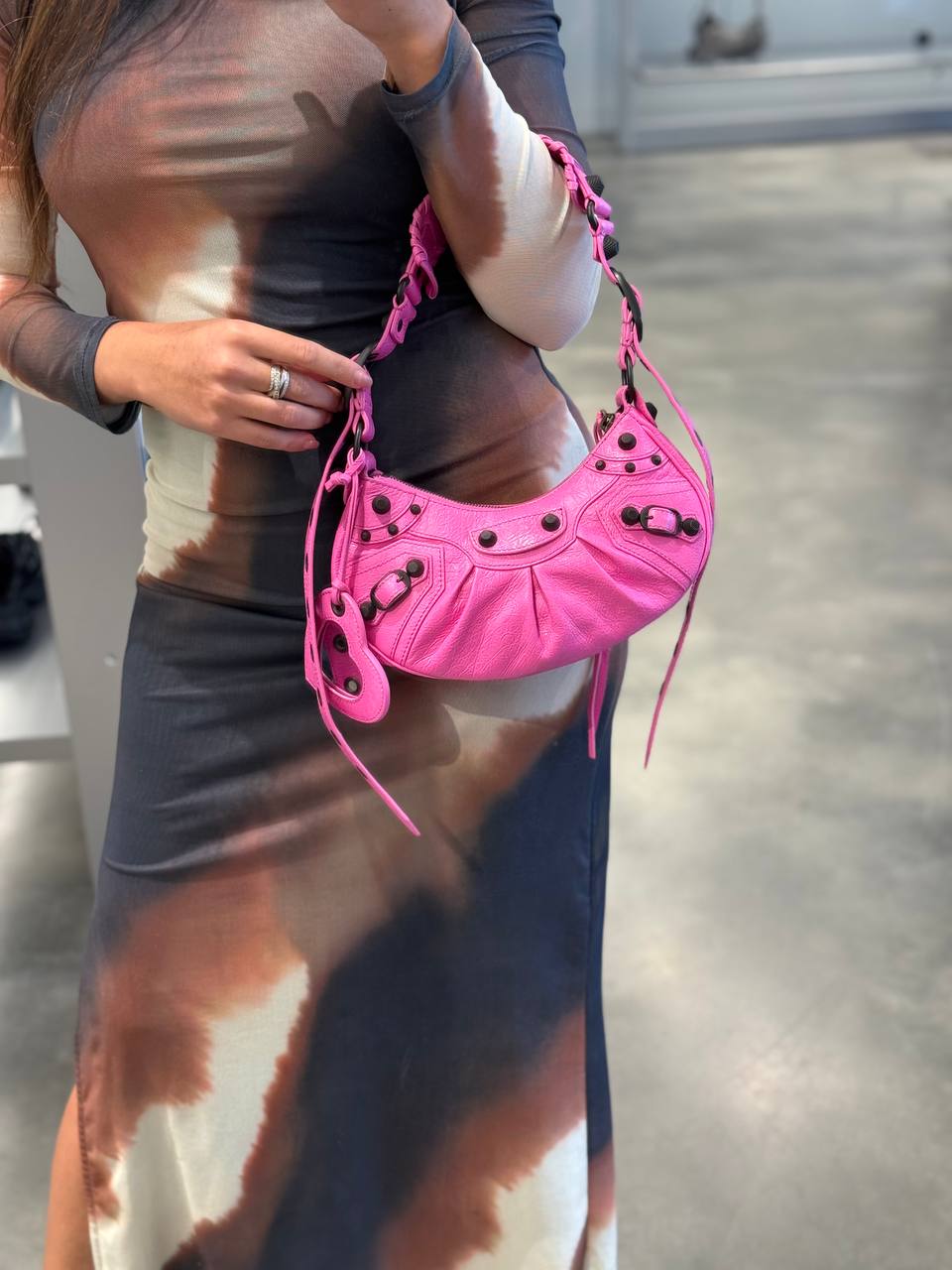 BALENCIAGA