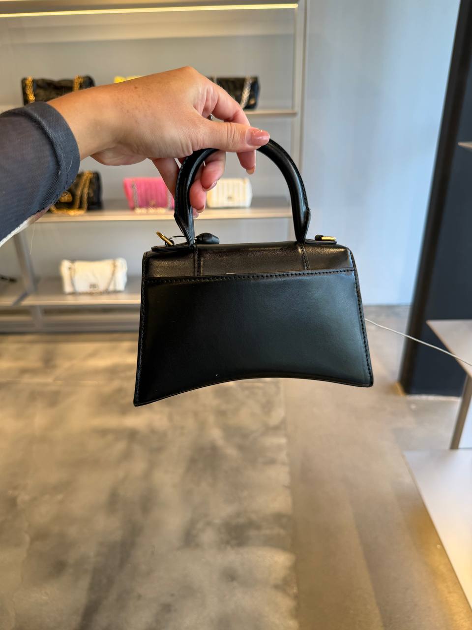 BALENCIAGA
