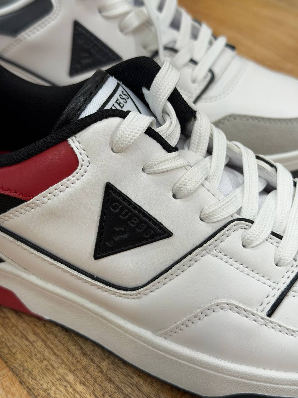 GUESS мужской 🏷️ 68$