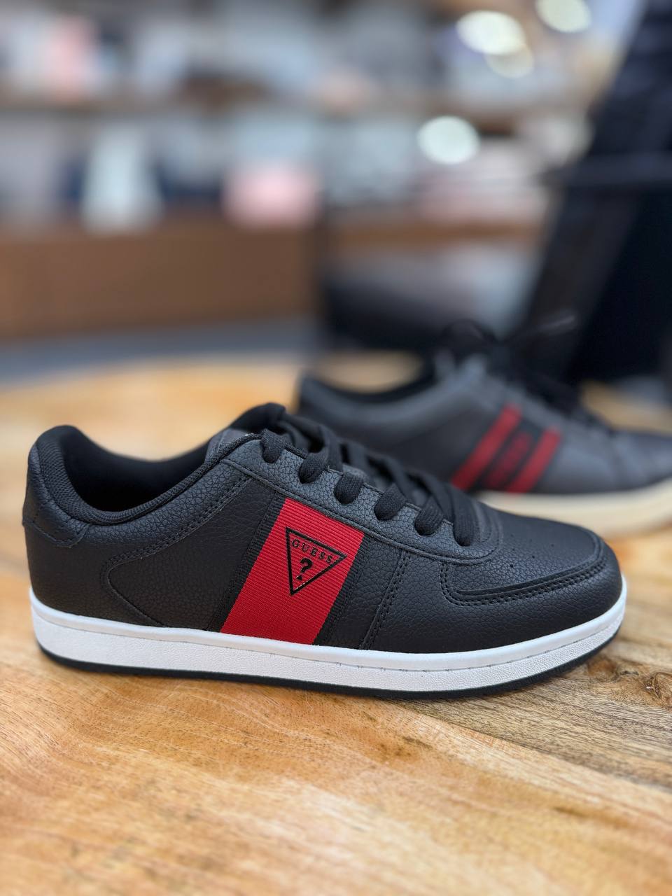 GUESS мужской 🏷️ 68$