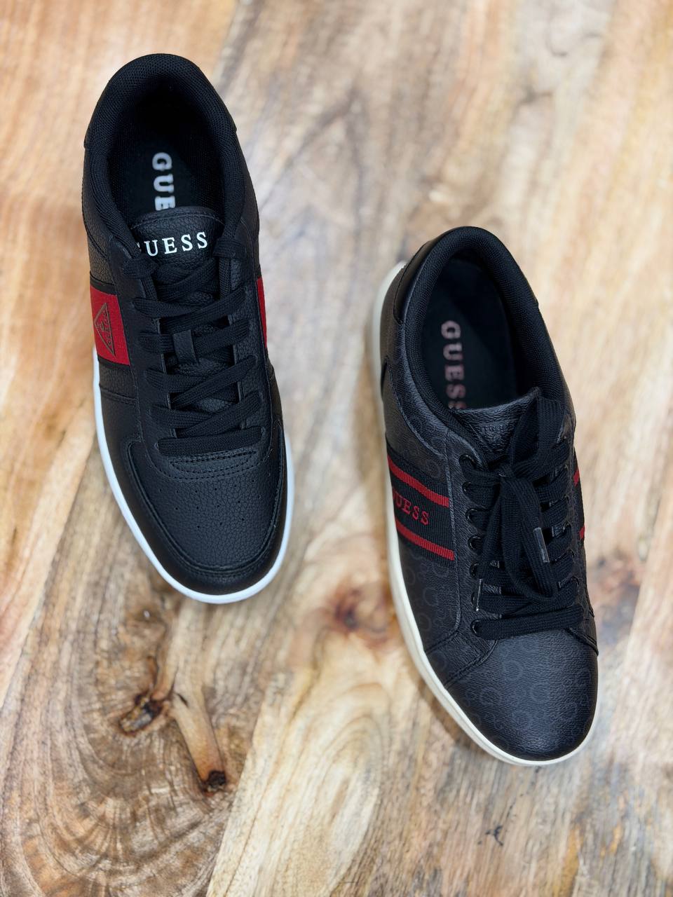 GUESS мужской 🏷️ 68$