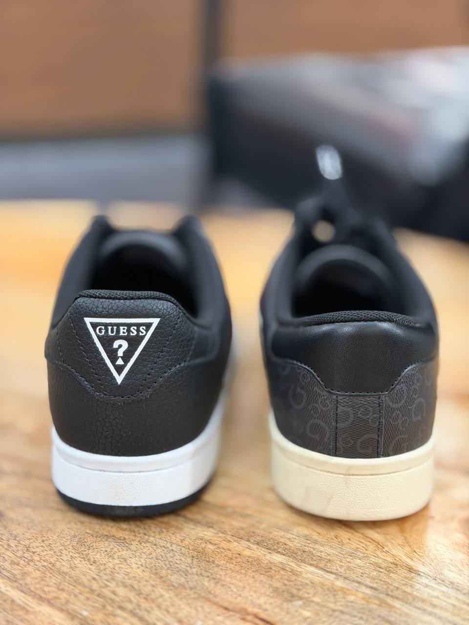 GUESS мужской 🏷️ 68$