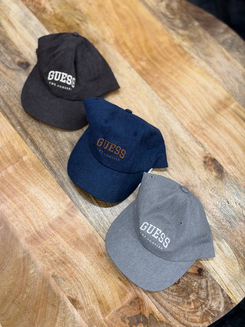 GUESS унисекс 🏷️ 32$