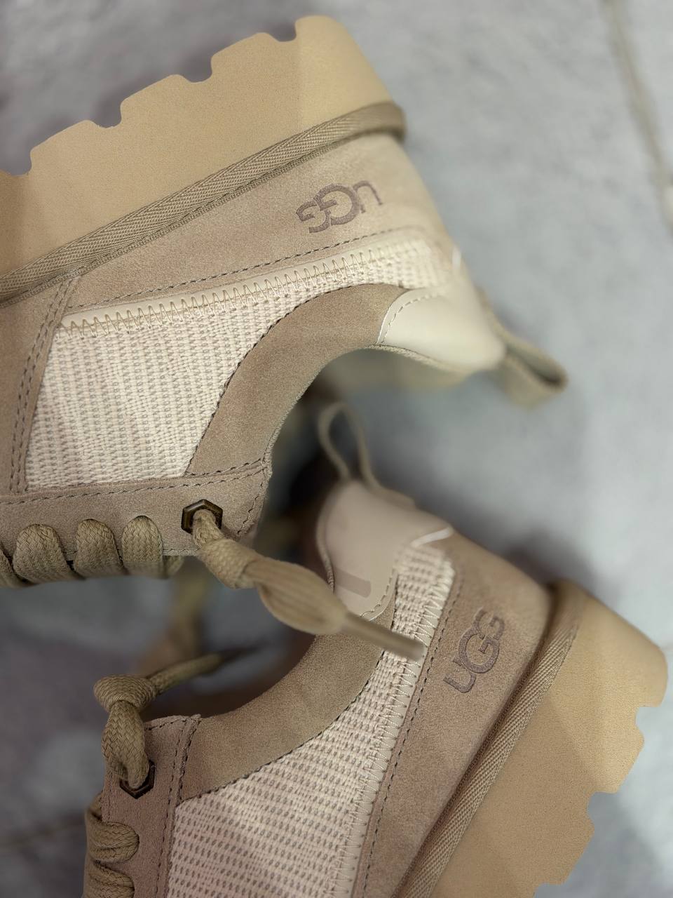 UGG 🏷️ 64$