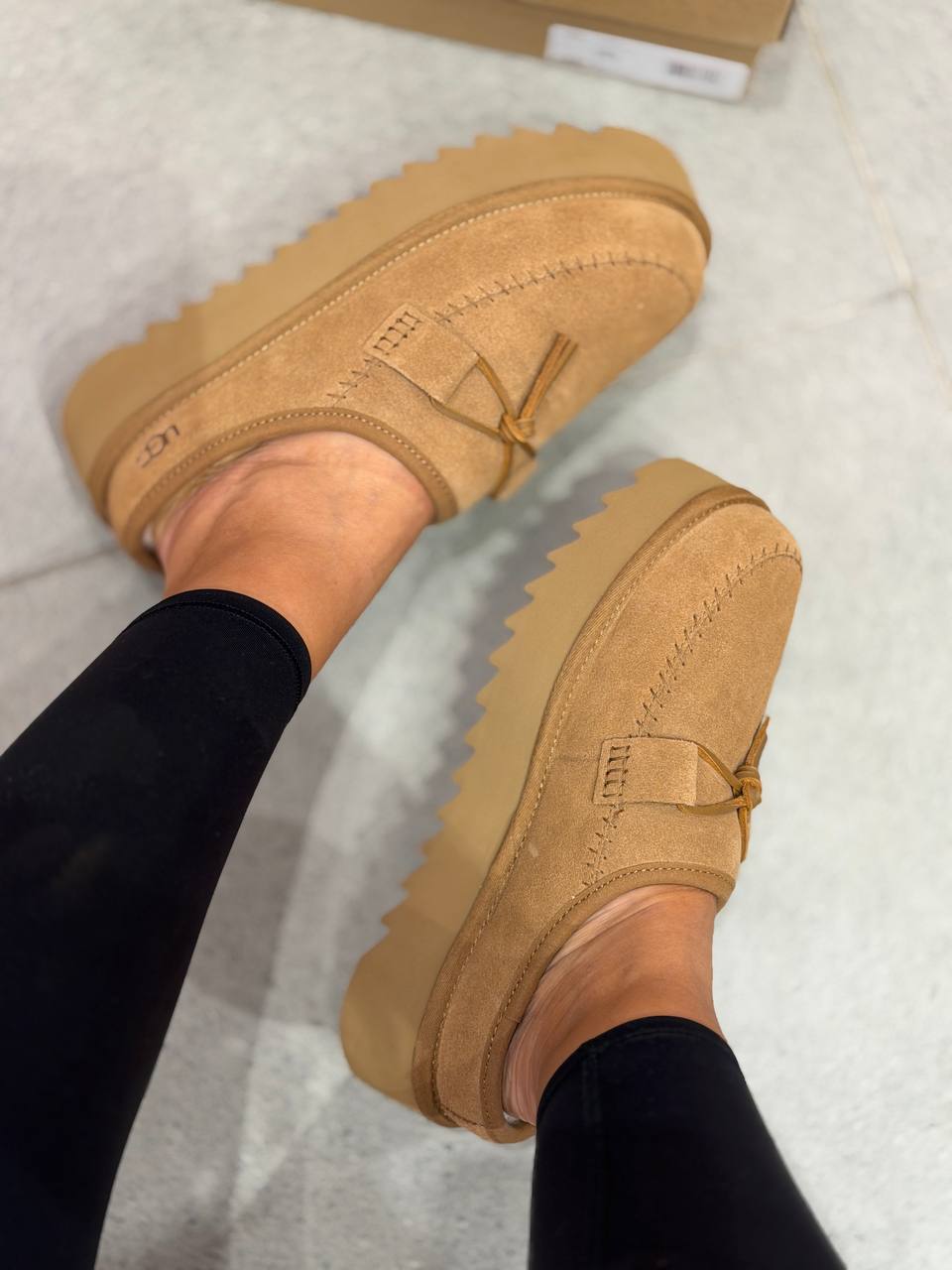 UGG 🏷️ 73$