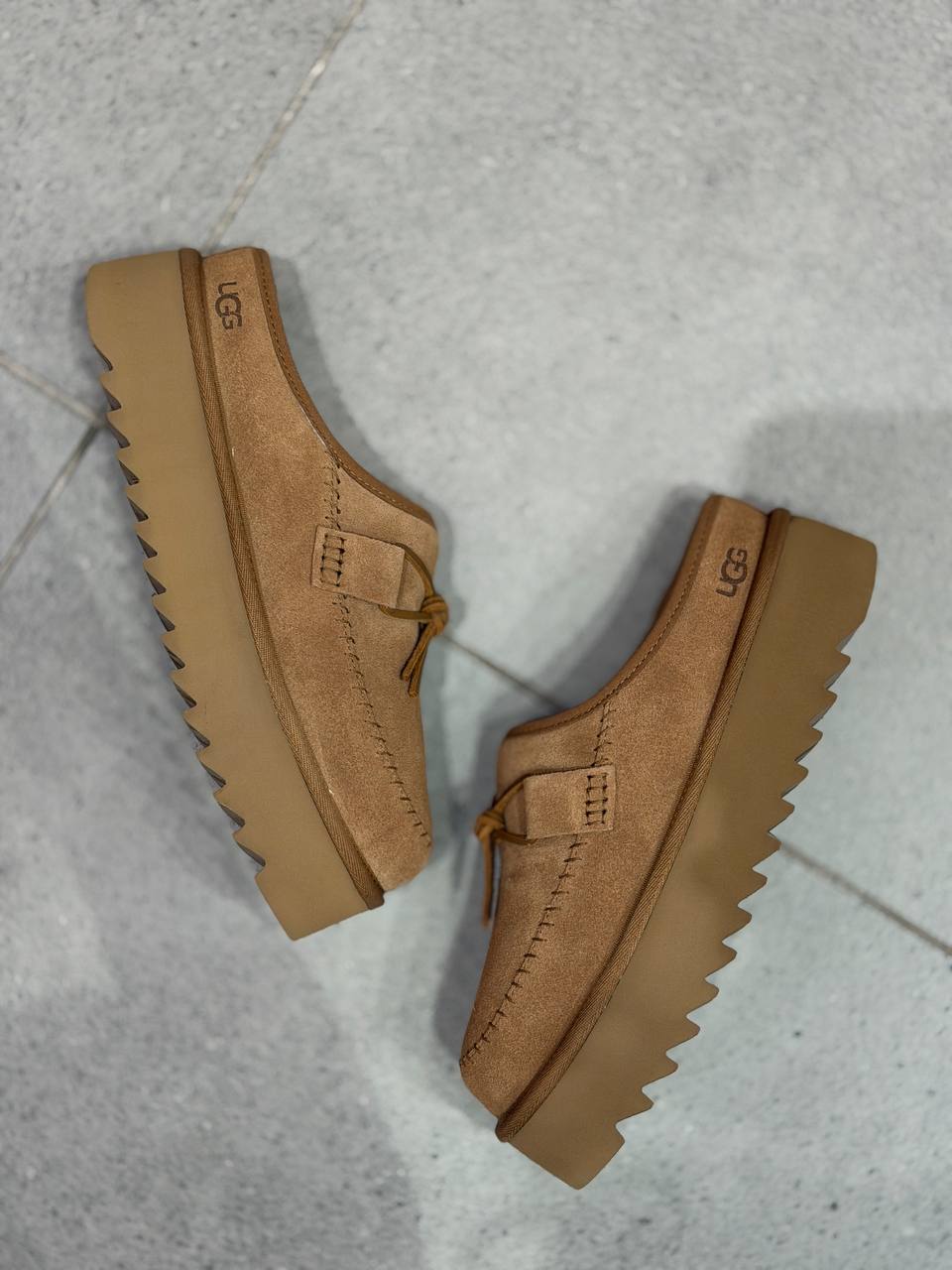 UGG 🏷️ 73$