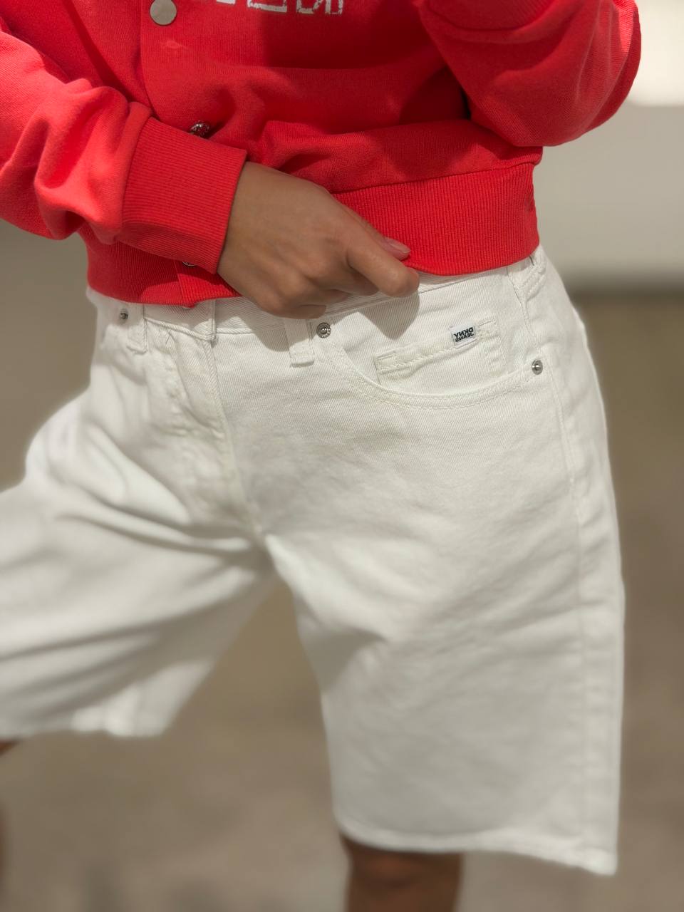 DKNY