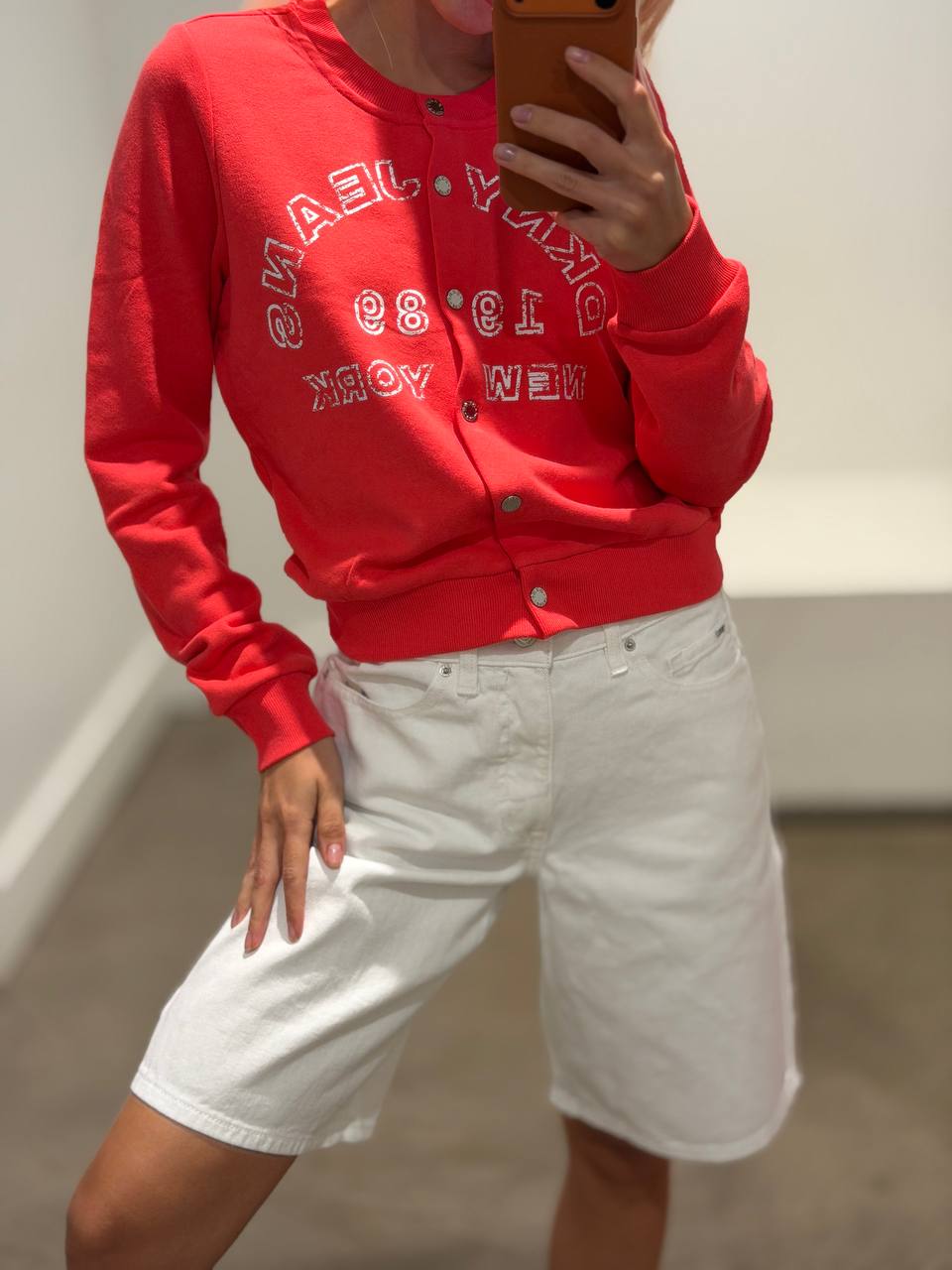 DKNY