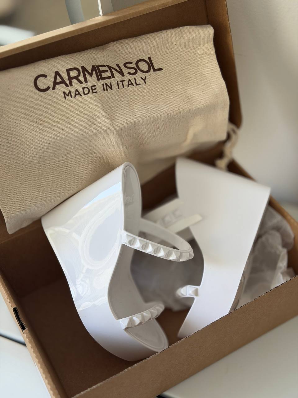 CARMEN SOL 🏷️ 165$