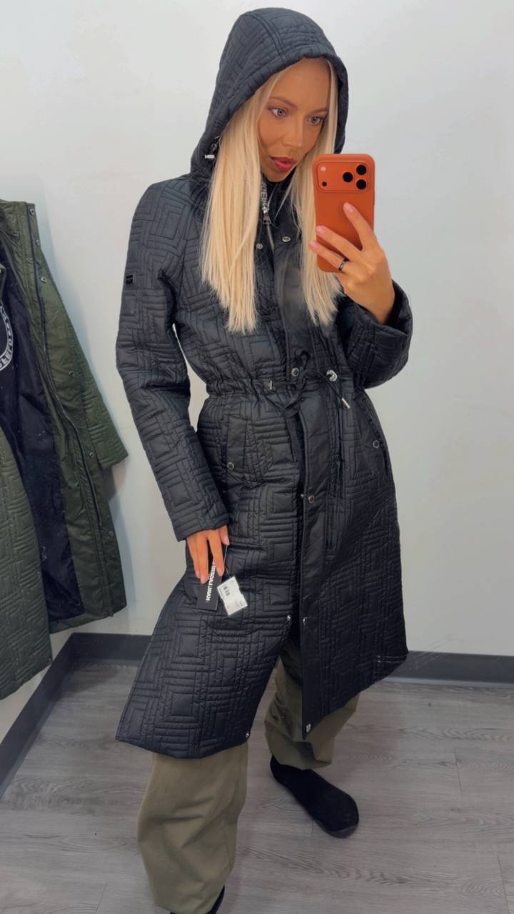 KARL LAGERFELD 🏷️ 81$