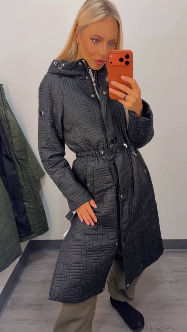 KARL LAGERFELD 🏷️ 81$