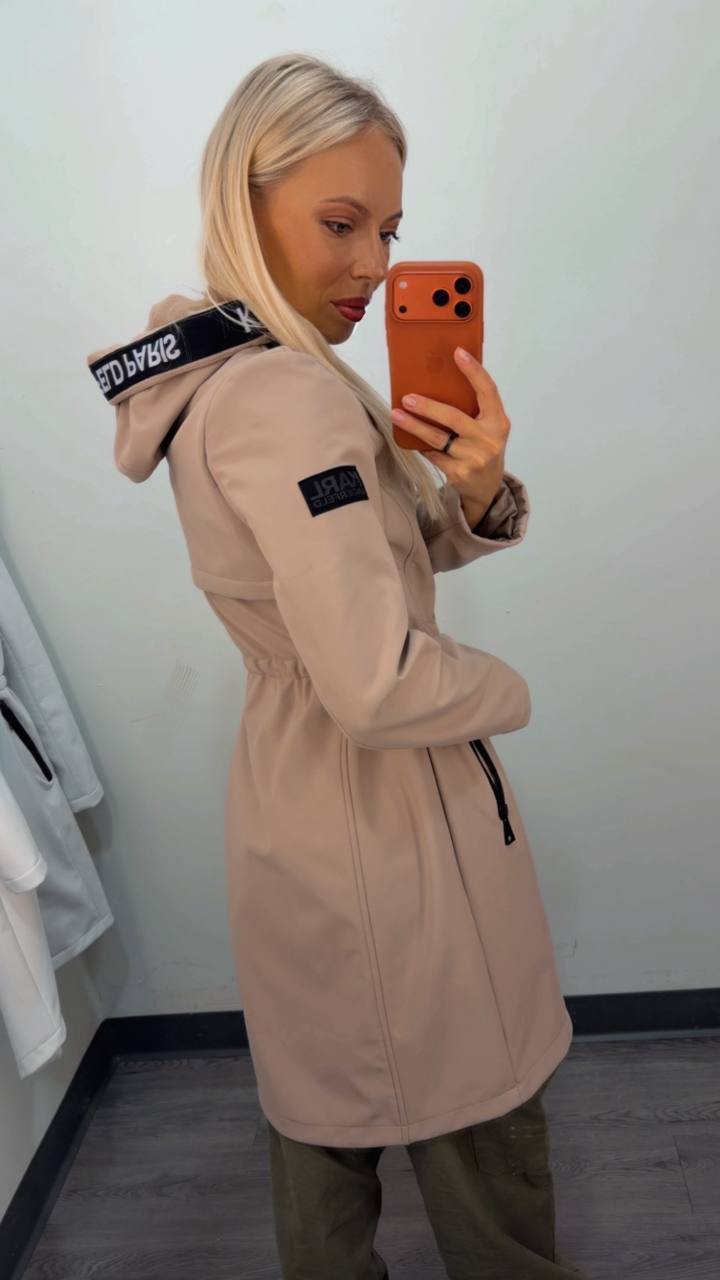 KARL LAGERFELD 🏷️ 81$