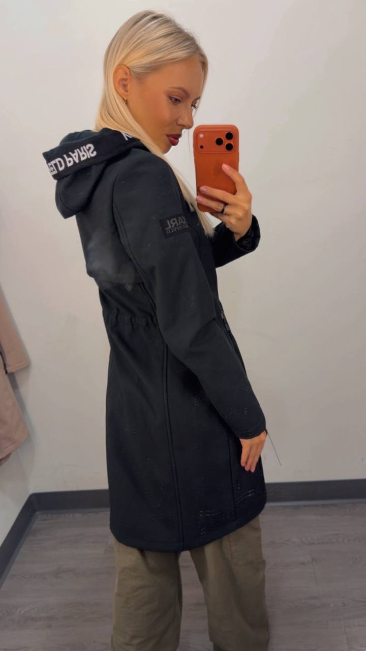 KARL LAGERFELD 🏷️ 81$