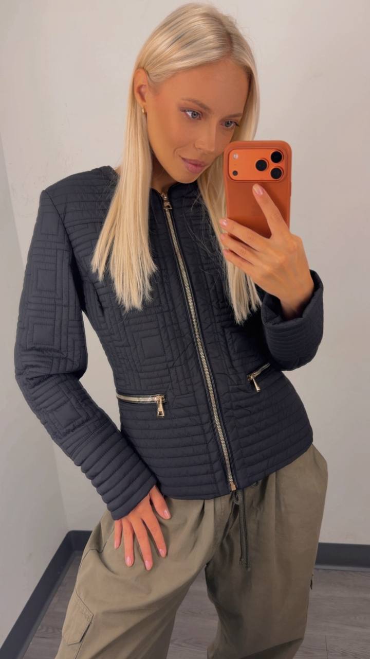 KARL LAGERFELD 🏷️ 61$