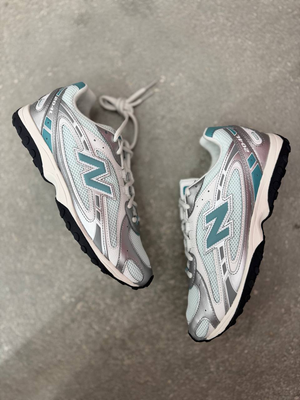 NEW BALANCE 🏷️ 92$