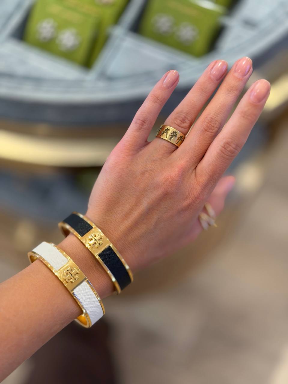 TORRY BURCH 🏷️ 118$