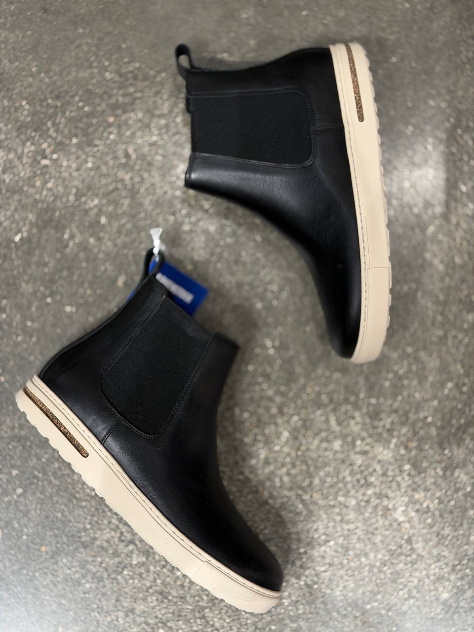 BIRKENSTOCK 🏷️ 126$