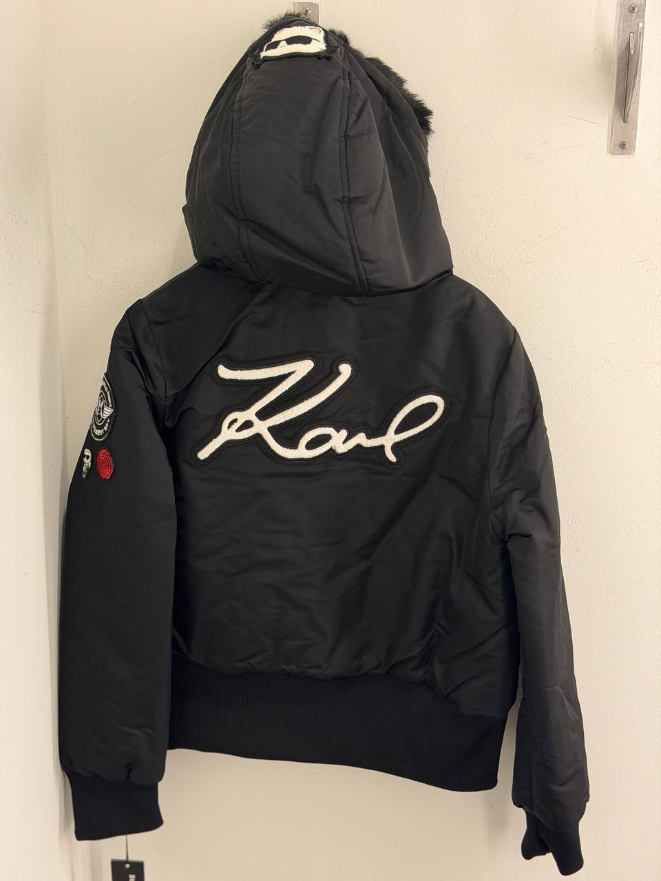 KARL LAGERFELD 🏷️ 62$