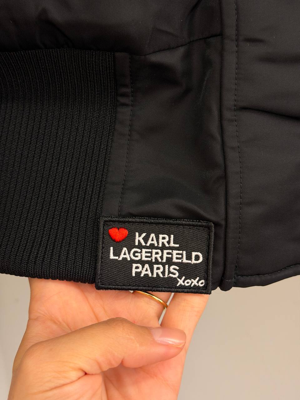 KARL LAGERFELD 🏷️ 62$