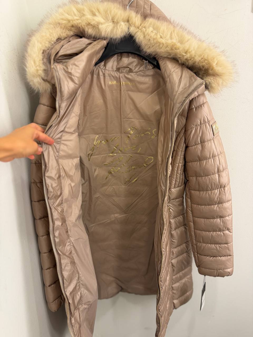 KARL LAGERFELD 🏷️81$