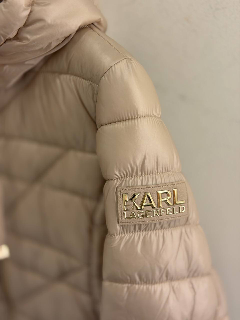 KARL LAGERFELD 🏷️ 71$