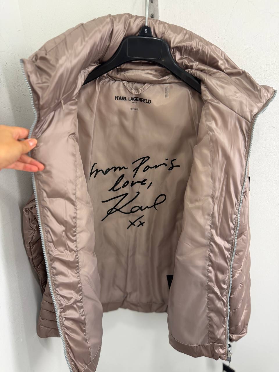 KARL LAGERFELD 🏷️ 61$