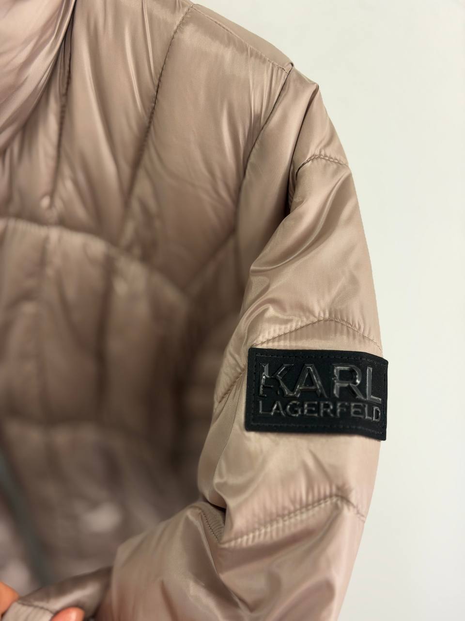 KARL LAGERFELD 🏷️ 61$
