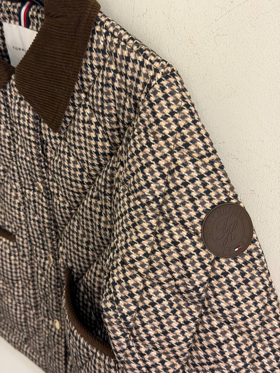 Tommy Hilfiger 🏷️ 61$