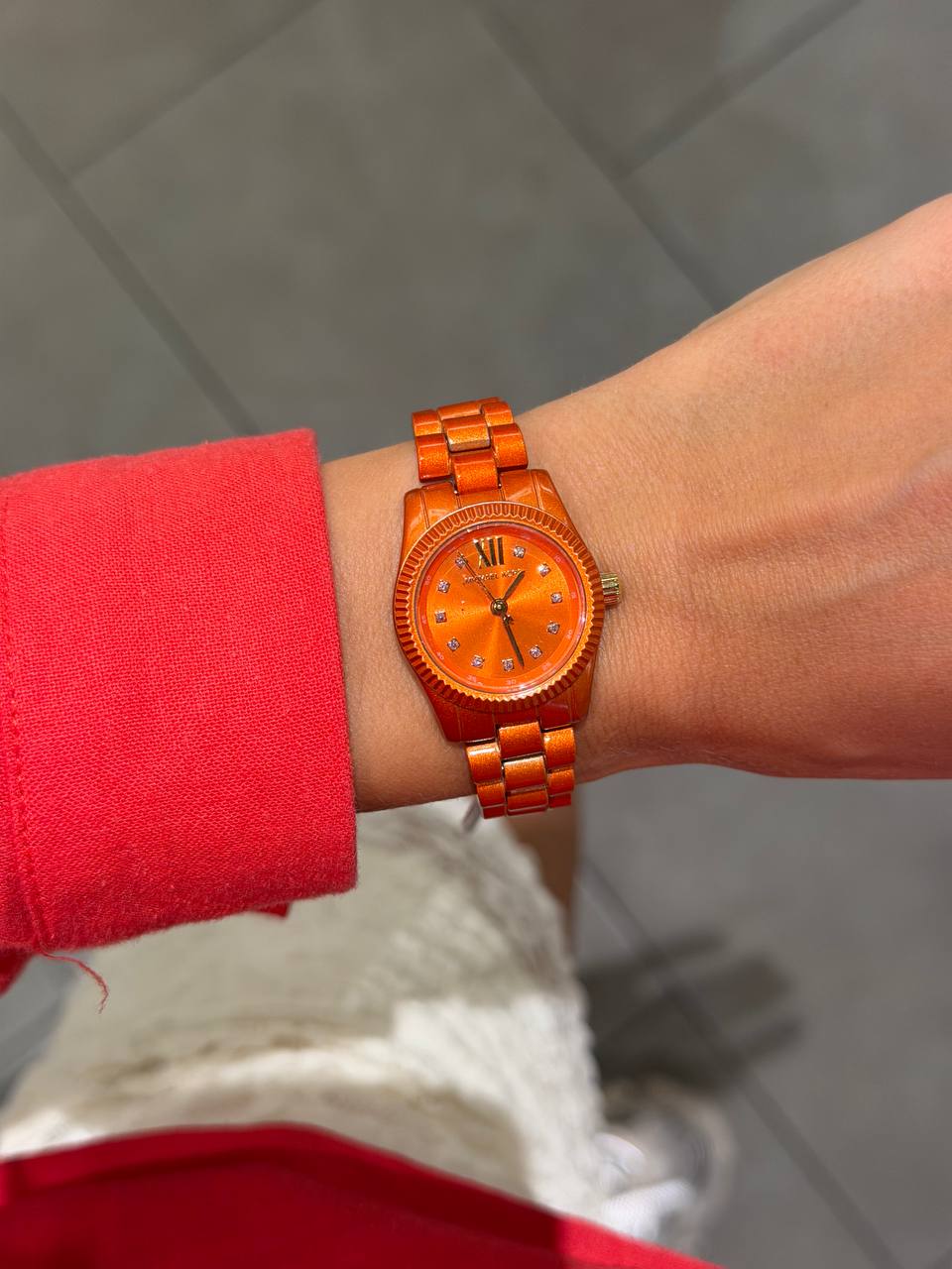 MICHAEL KORS 🏷️ 126$