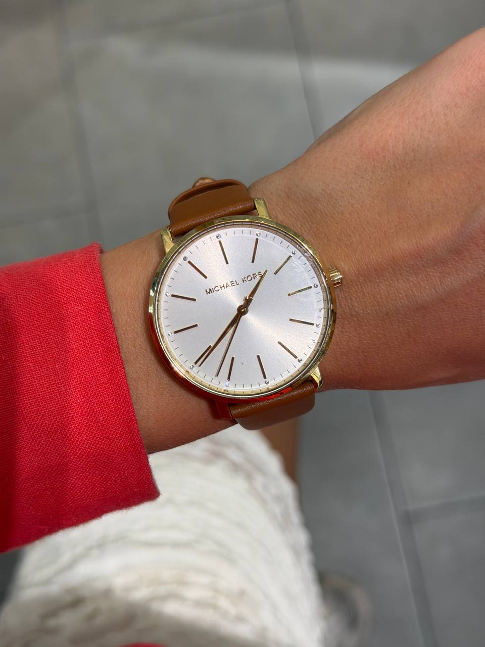 MICHAEL KORS 🏷️ 103$
