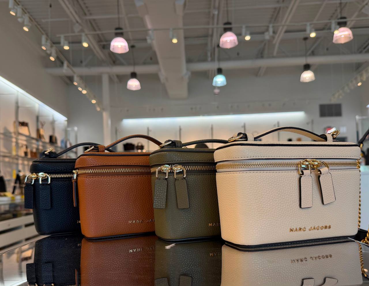 MARC JACOBS 🏷️ 132$