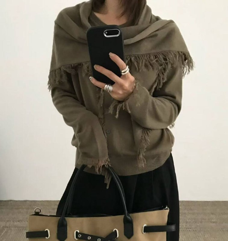Вязаная кофта 🏷️20$