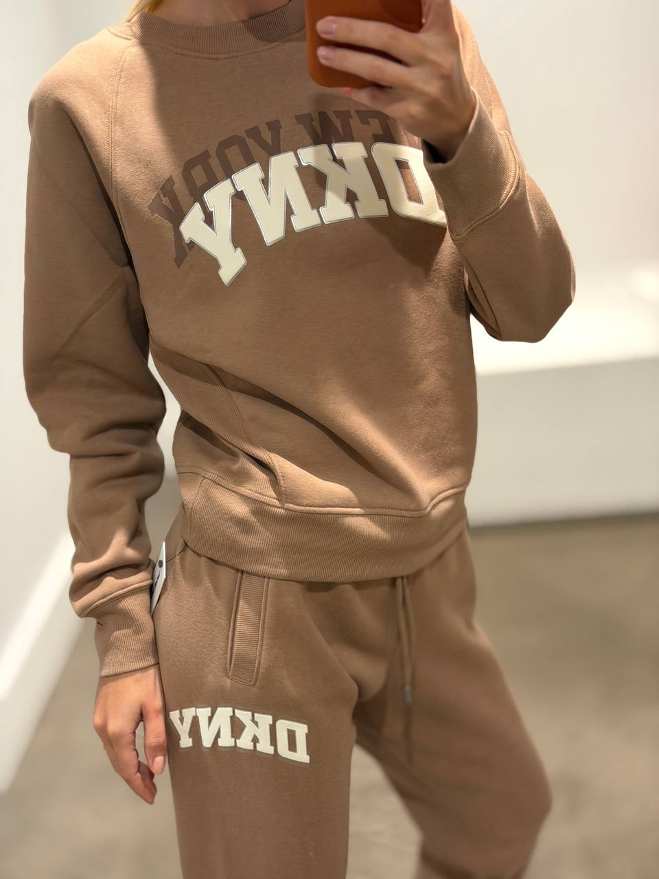 DKNY