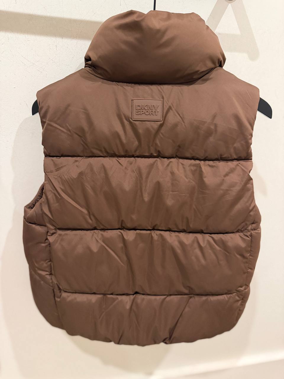 DKNY 🏷️ 57$