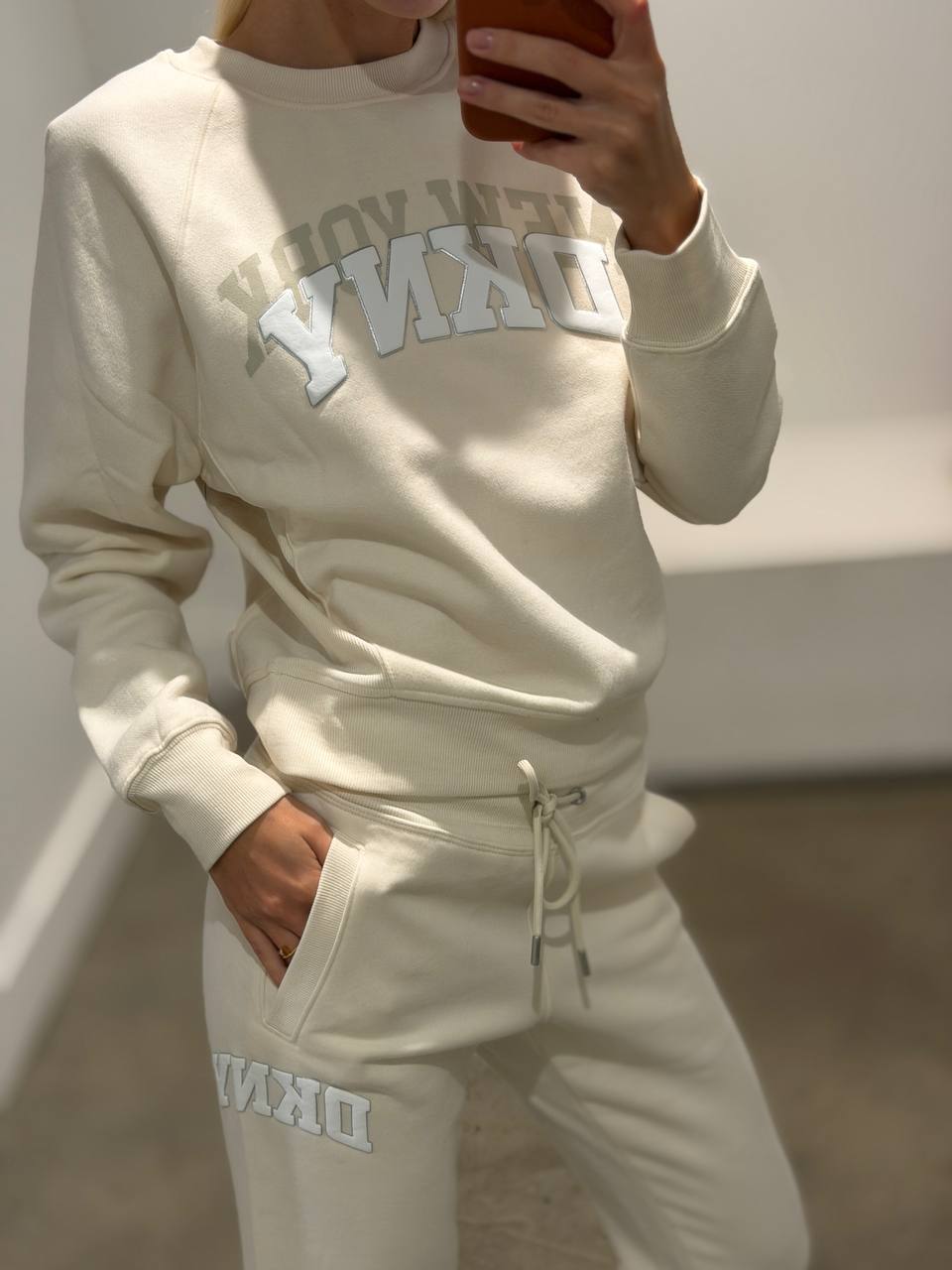 DKNY