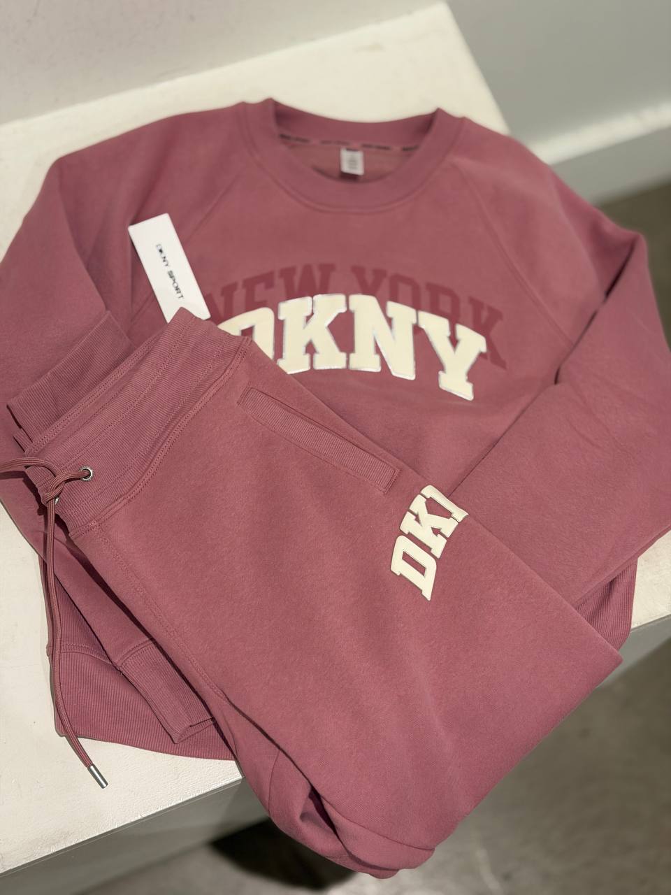 DKNY
