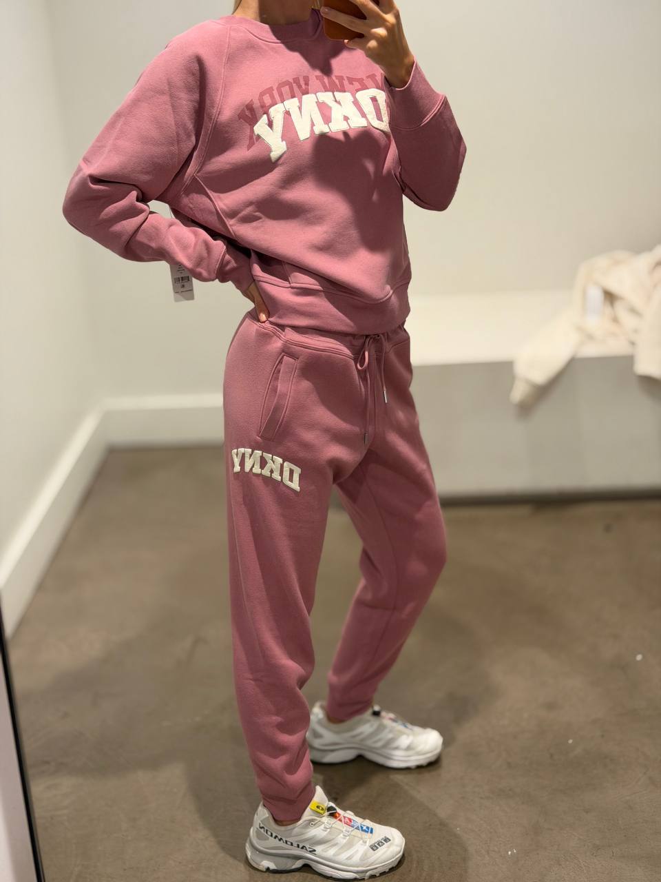 DKNY