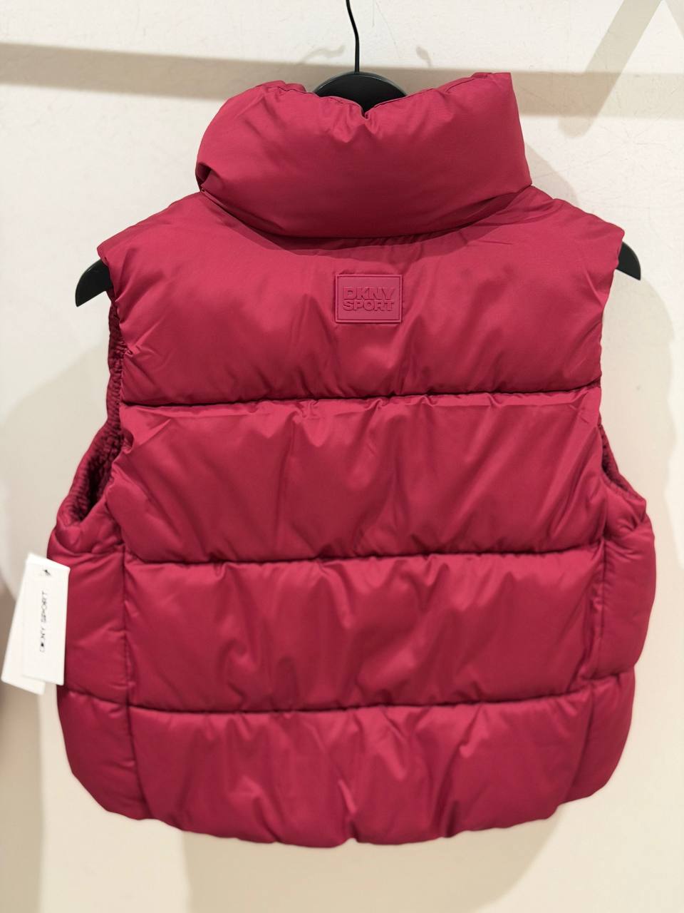 DKNY 🏷️ 57$