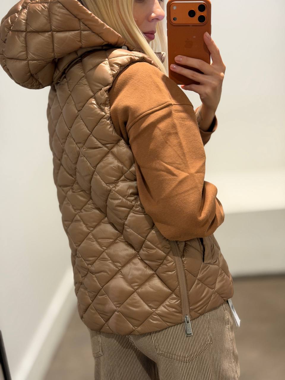 DKNY 🏷️ 72$ (на Насте S)