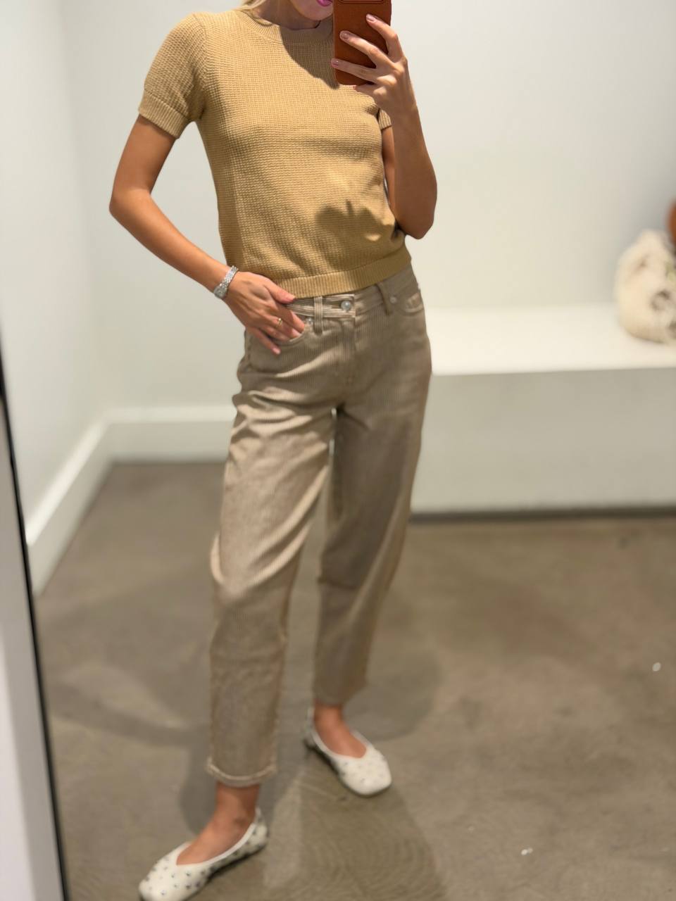 DKNY