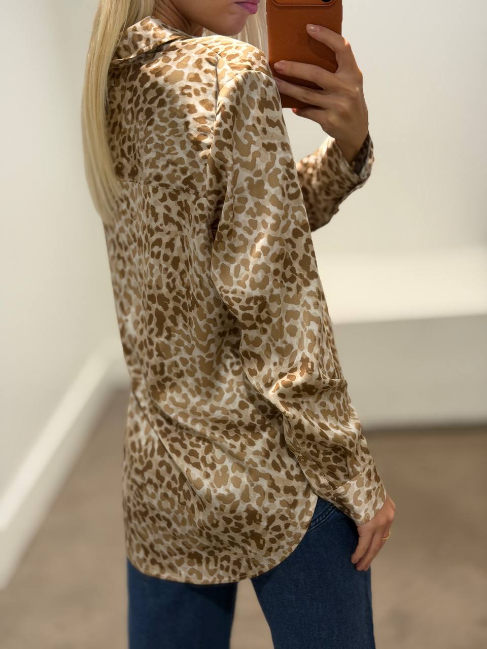 DKNY