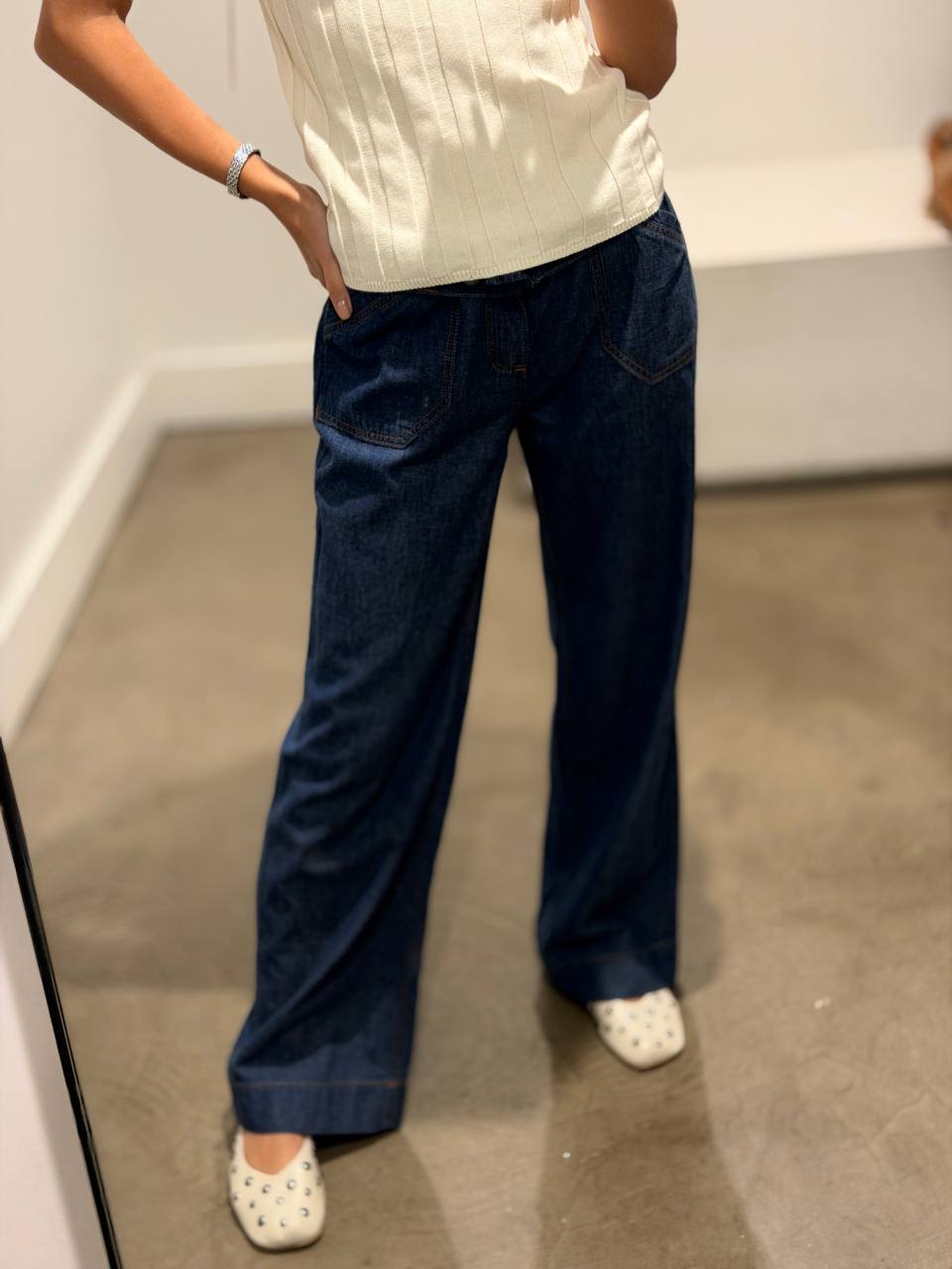 DKNY