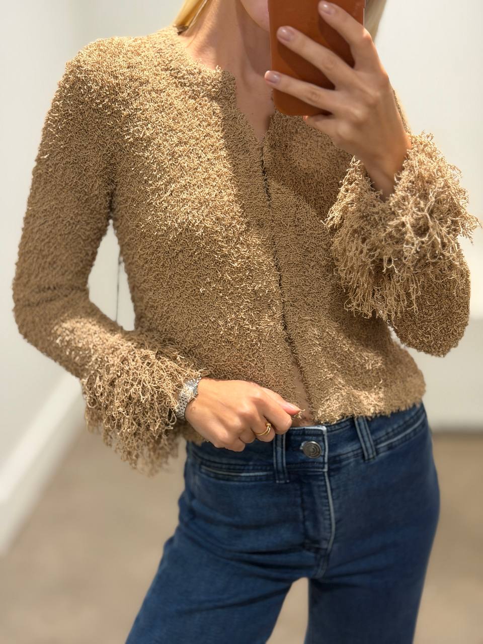 DKNY
