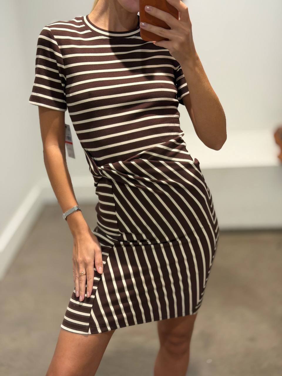 DKNY 🏷️ 56$ на Насте XXS